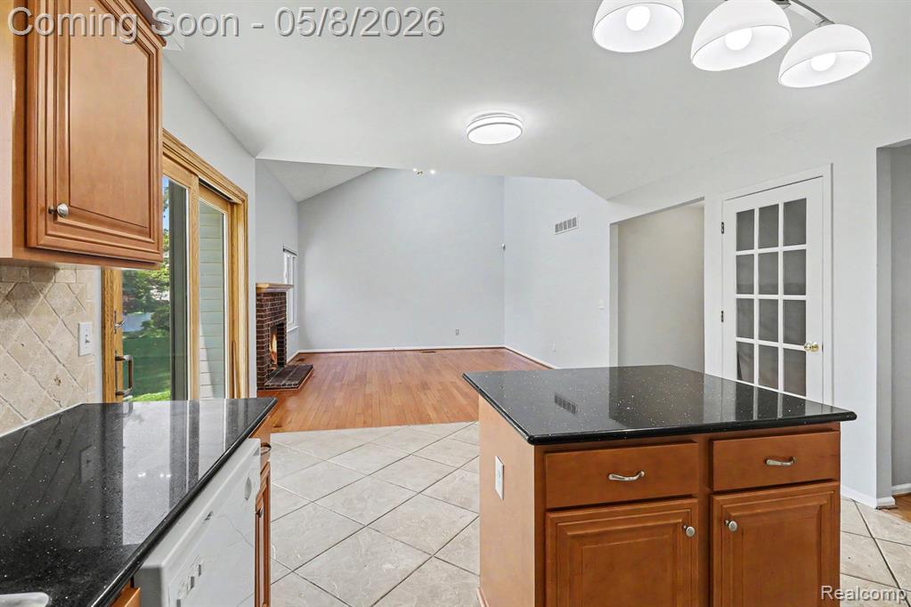 42819 Fairfield Drive, Belleville, MI 48111 — Photo 18