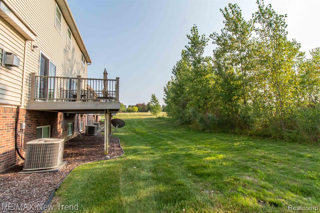 24485 ROSEMONT Drive, South Lyon, MI 48178 — Photo 37