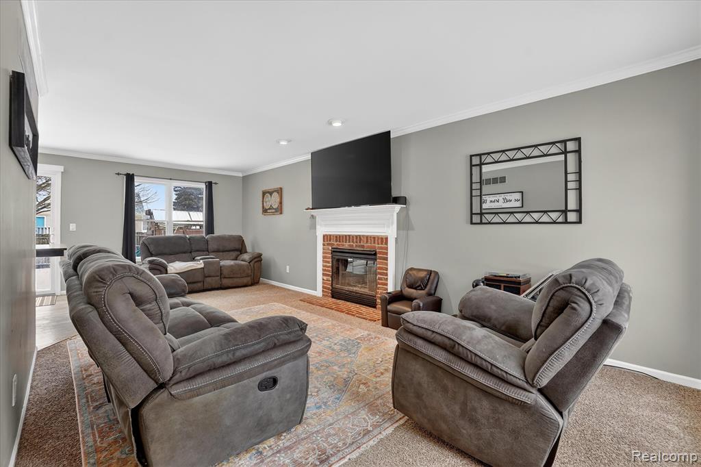 8051 Rose Lane, Goodrich Vlg, MI — Photo 6