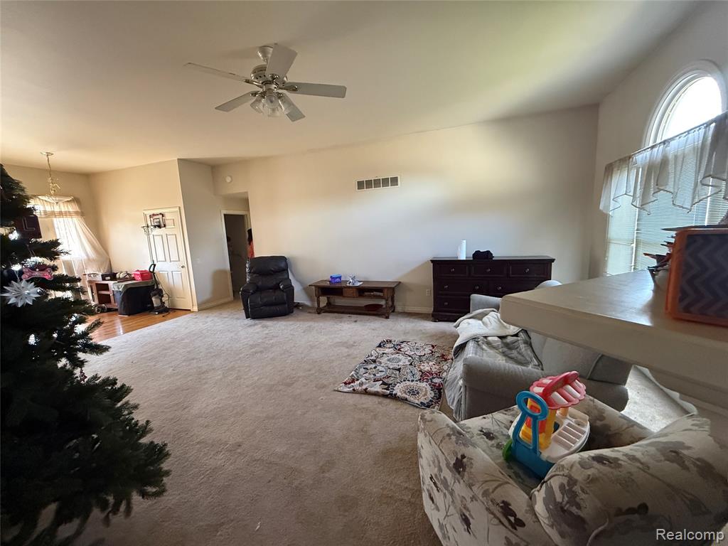 2097 Whispering Waters Pass, Flushing, MI 48433 — Photo 2