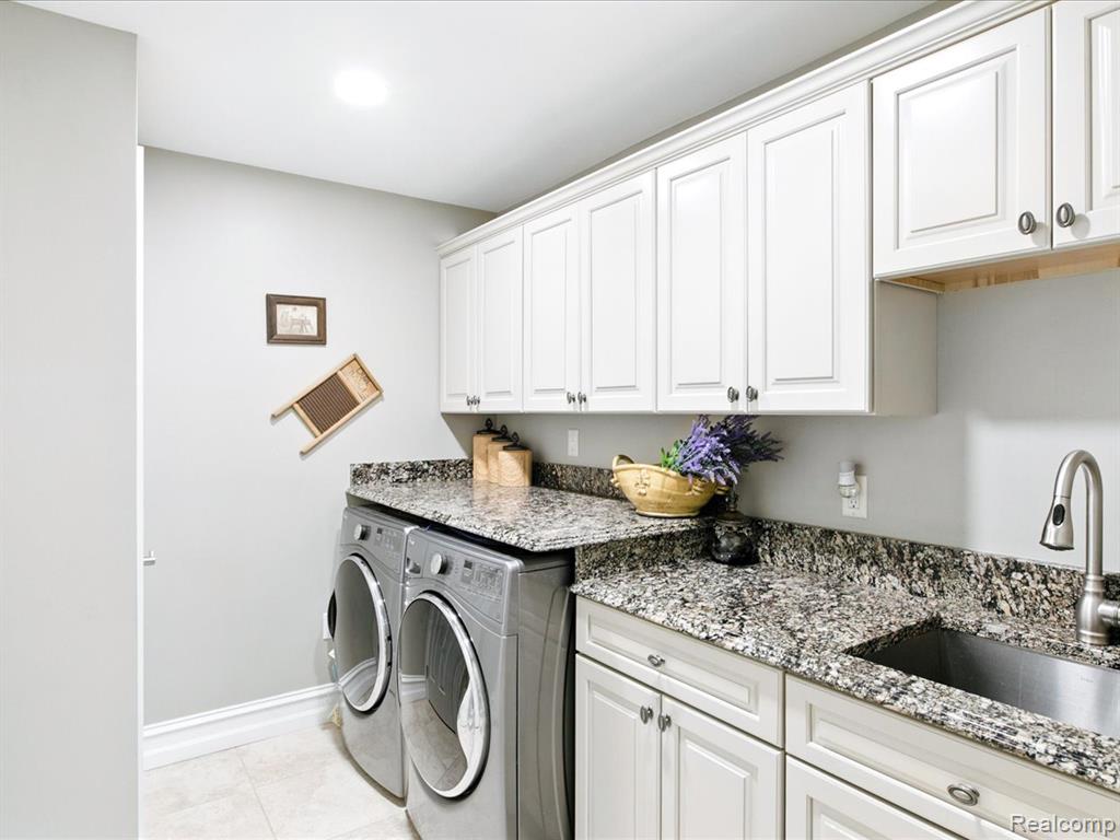 5162 Gratiot Avenue, St. Clair, MI 48079 — Photo 21