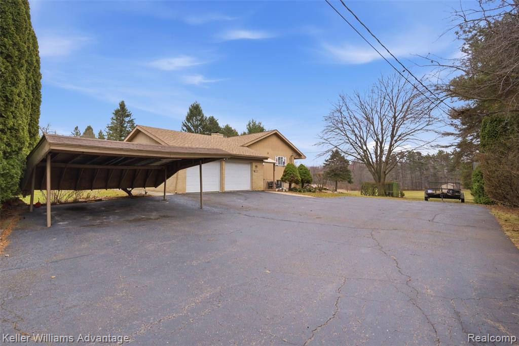 7670 7 Mile Road, Northville, MI, 48167