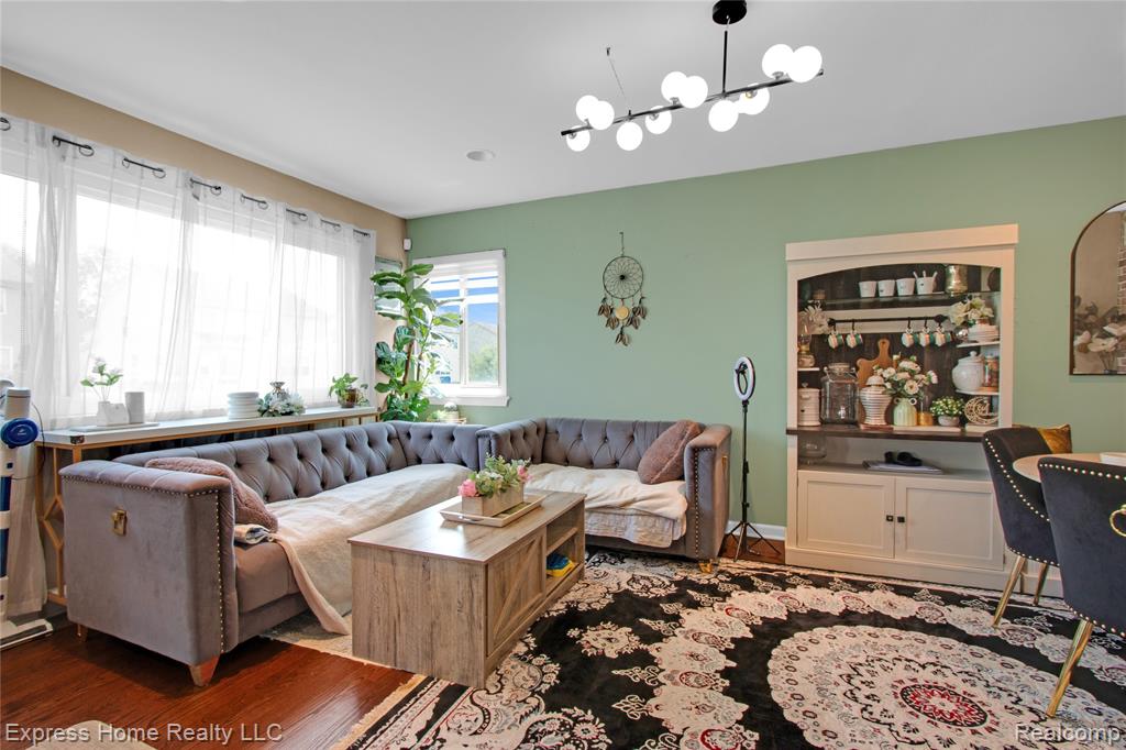 25244 INDEPENDENCE Trail, Warren, MI 48089 — Photo 14