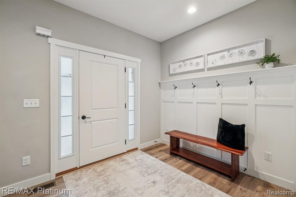 5261 Autumn Kirsten Drive, Fowlerville, MI 48836 — Photo 2