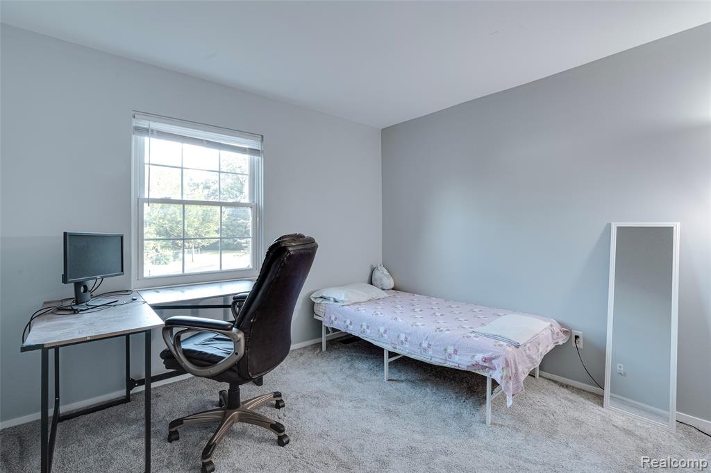 23404 N Rockledge, Novi, MI — Photo 15