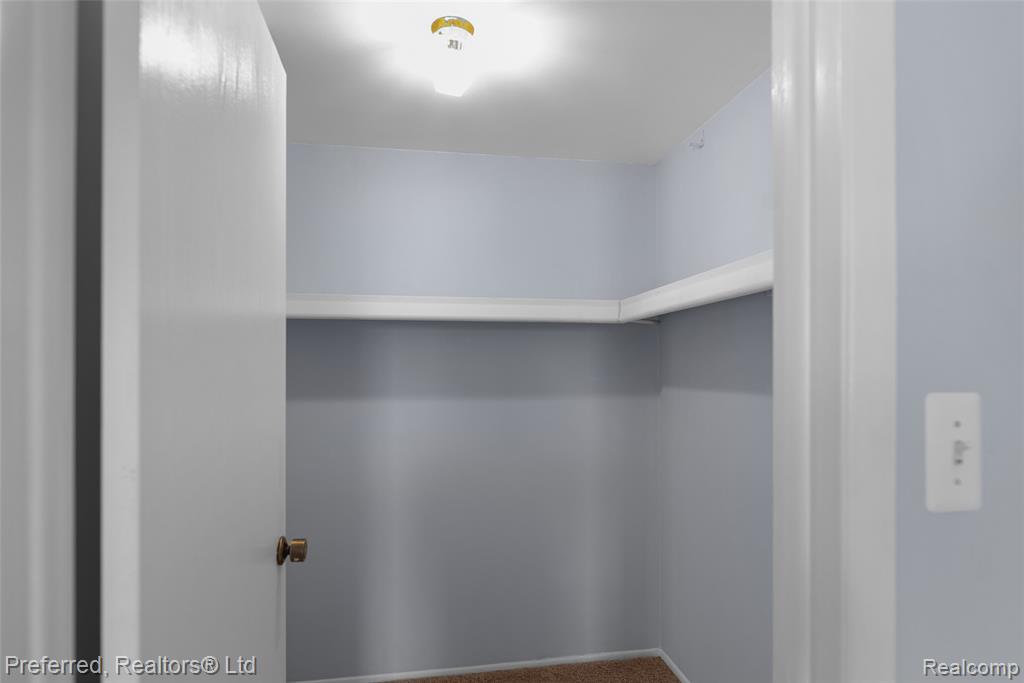 45377 Twining Street, Canton, MI 48187 — Photo 25