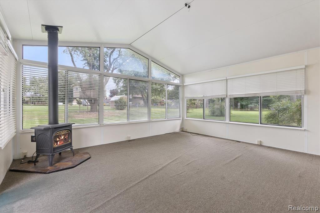 6233 Golfview Drive, Burton, MI 48509 — Photo 20