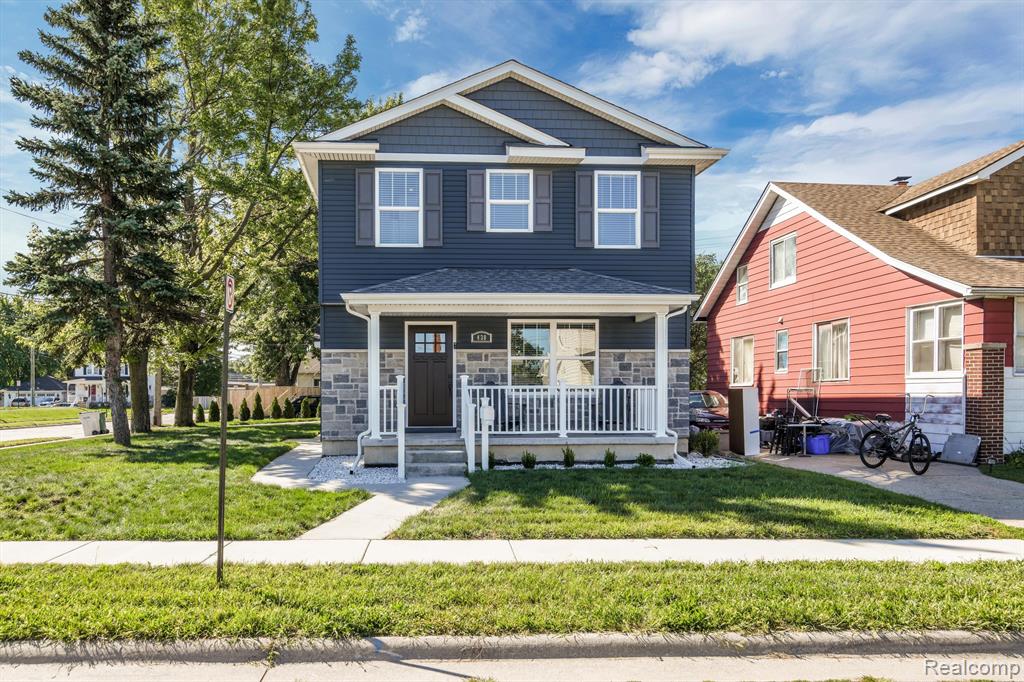 438 E GOULSON Avenue, Hazel Park, MI 48030 — Photo 2