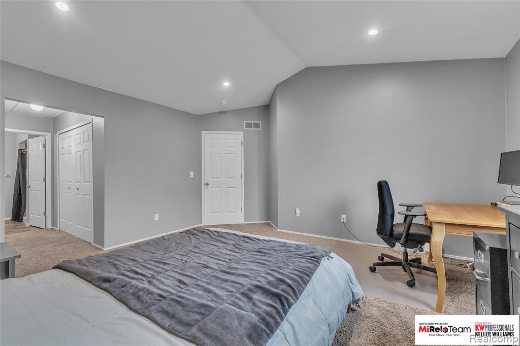 4516 Willow View Court, Howell, MI 48843 — Photo 21