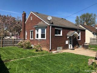 581 ANTOINE Street, Wyandotte, MI 48192 — Photo 40