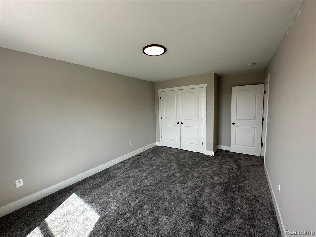 4602 ORVILLE Drive, Trenton, MI 48183 — Photo 35