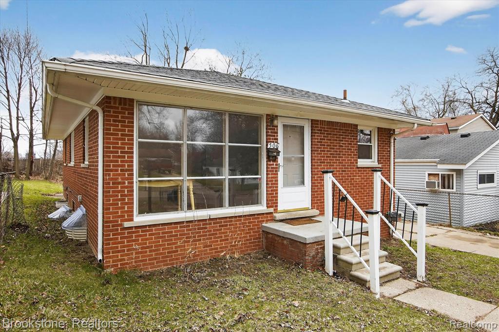 506 Emerson Avenue, Pontiac, MI 48342 — Photo 3