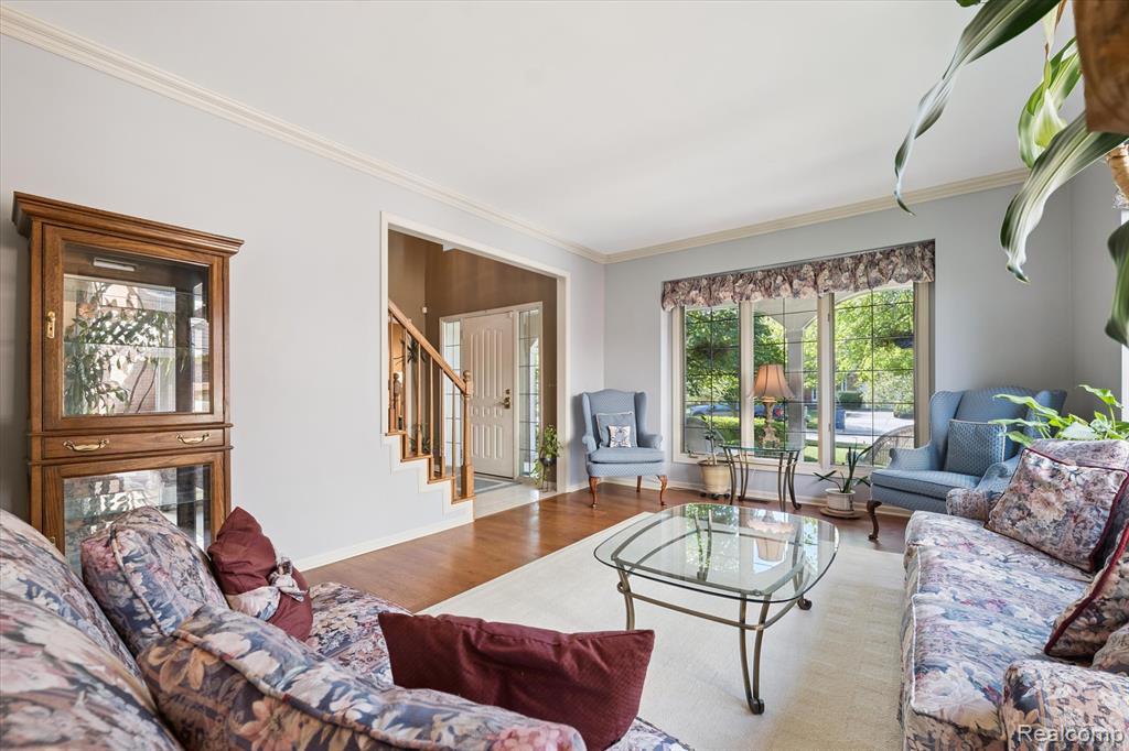 45242 Thornhill Road, Canton, MI 48188 — Photo 10