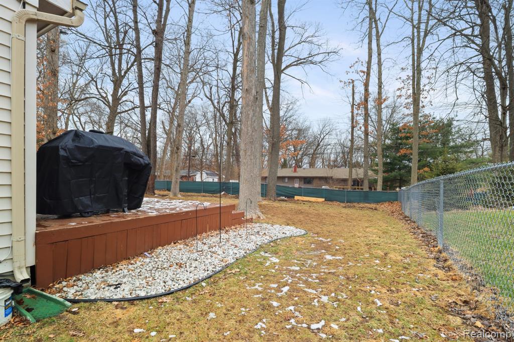 3309 Hilltop Drive, Holly, MI 48442 — Photo 48