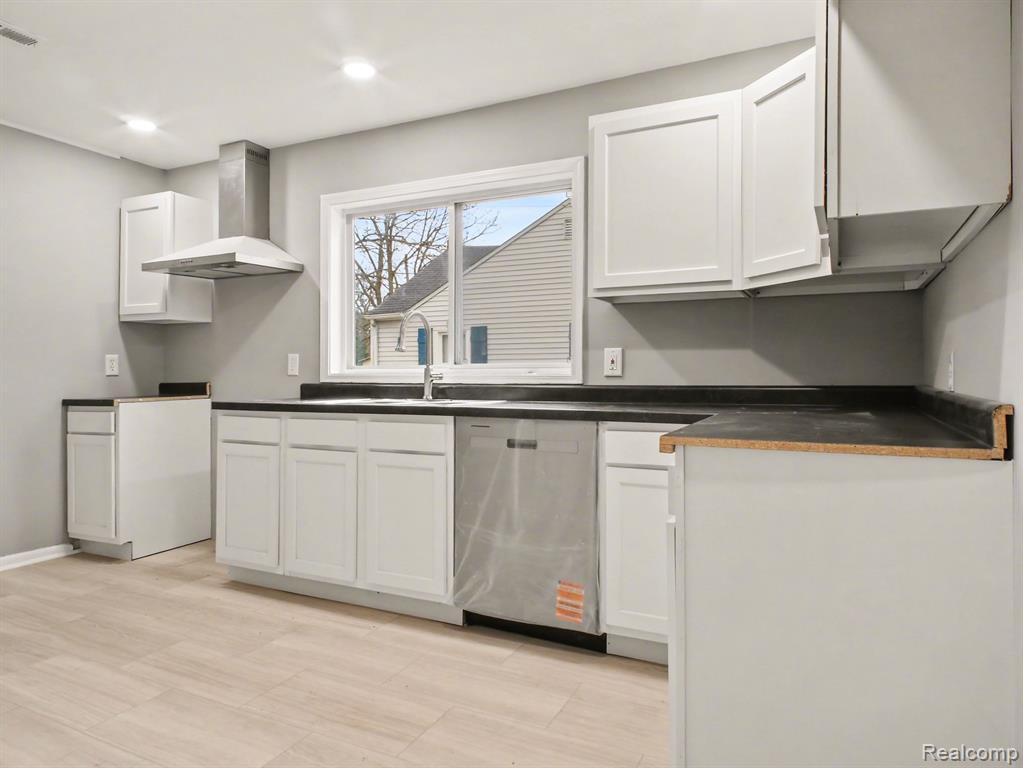 259 N Genesee Street, Montrose, MI 48457 — Photo 9