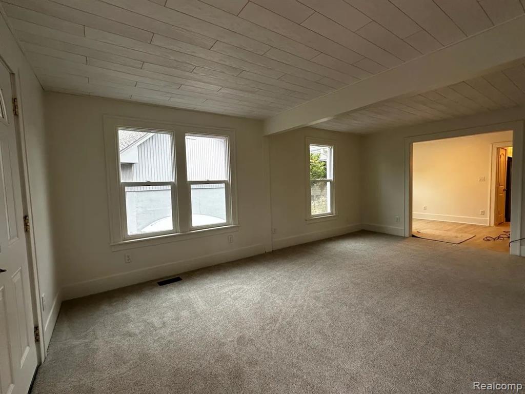 1449 BENVENUE Street, Sylvan Lake, MI 48320 — Photo 8