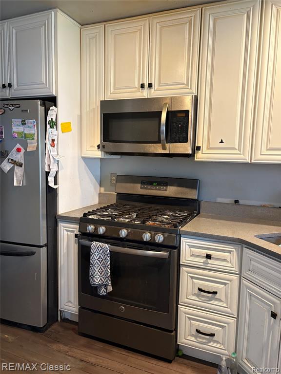 380 E South Boulevard, Troy, MI 48085 — Photo 7