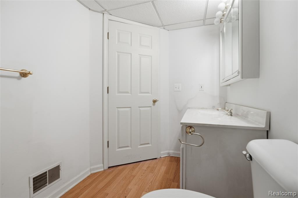802 Crystal Lane, Marysville, MI 48040 — Photo 14