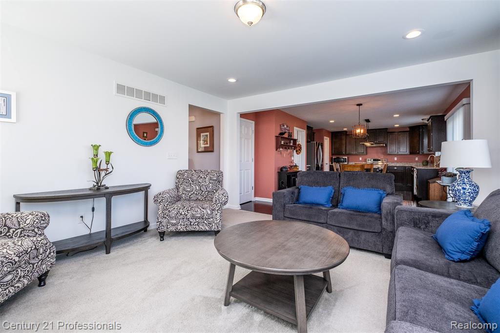 6755 Shula, Ypsilanti, MI 48197 — Photo 23