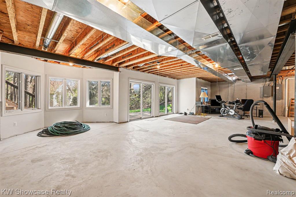 47955 Andover Drive, Novi, MI — Photo 38