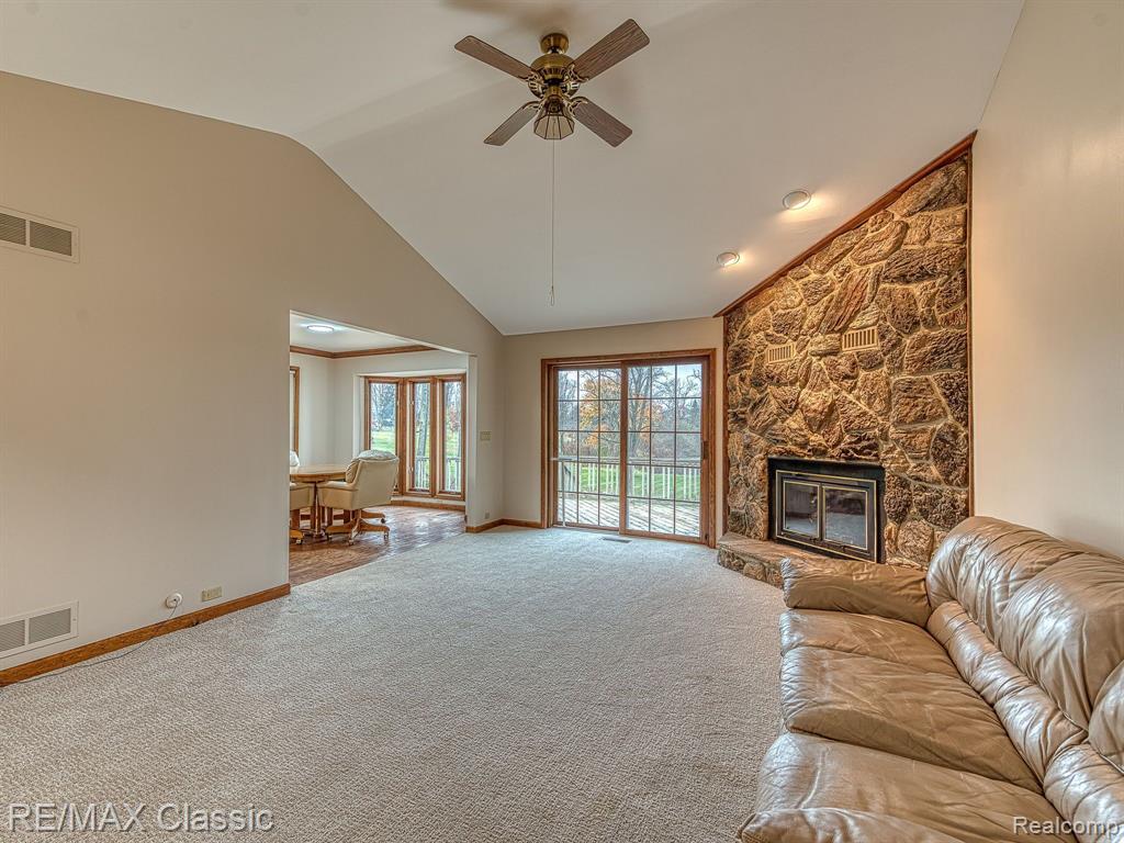 9415 N TERRITORIAL Road, Plymouth, MI 48170 — Photo 16