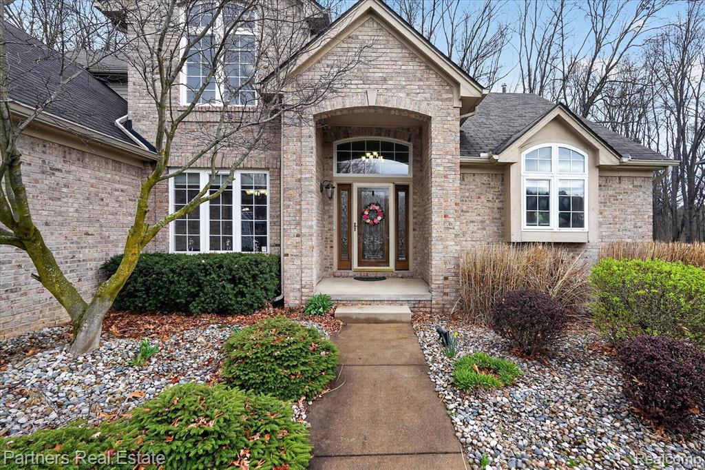 112 Summer Shade Drive, Howell, MI 48843 — Photo 4