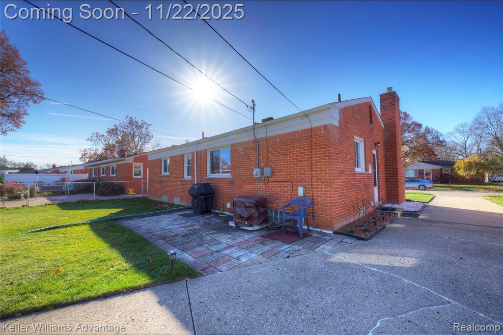 9338 Colorado Street, Livonia, MI 48150 — Photo 41