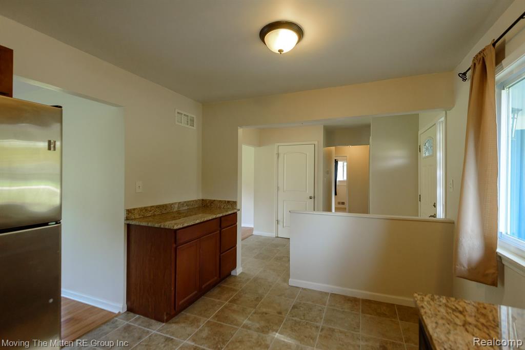 43654 CROWLEY Road, Van Buren, MI 48111 — Photo 17