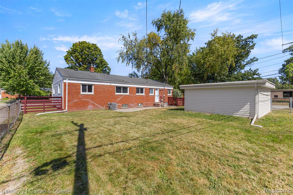 9064 Robindale, Redford, MI 48239 — Photo 38