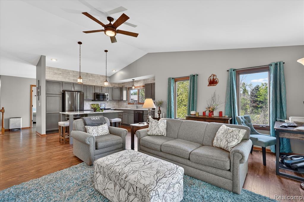 1087 Laurie Lane, 130, Davison, MI 48423 — Photo 10