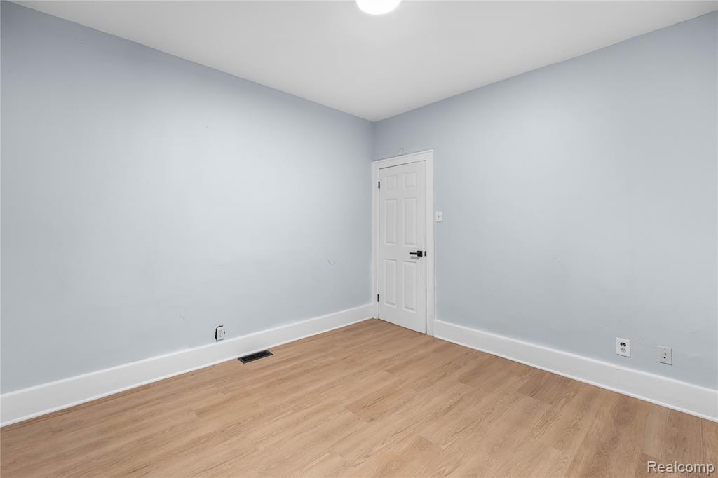 2505 Inglis Street, Detroit, MI 48209 — Photo 15