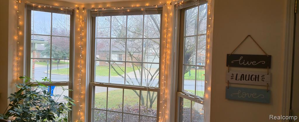 41672 WHITE TAIL Lane, Canton, MI 48188 — Photo 10