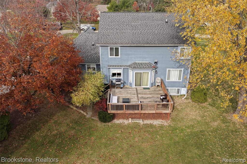 12567 BLUEBERRY Lane, Davisburg, MI 48350 — Photo 10