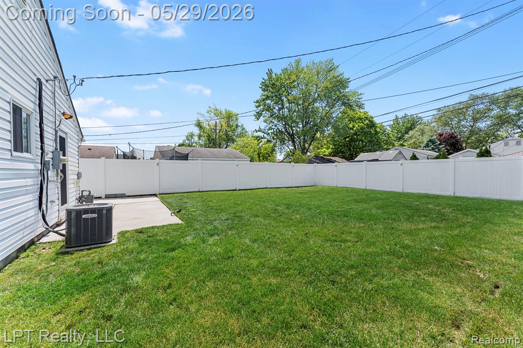 8032 Clippert Street, Taylor, MI 48180 — Photo 20