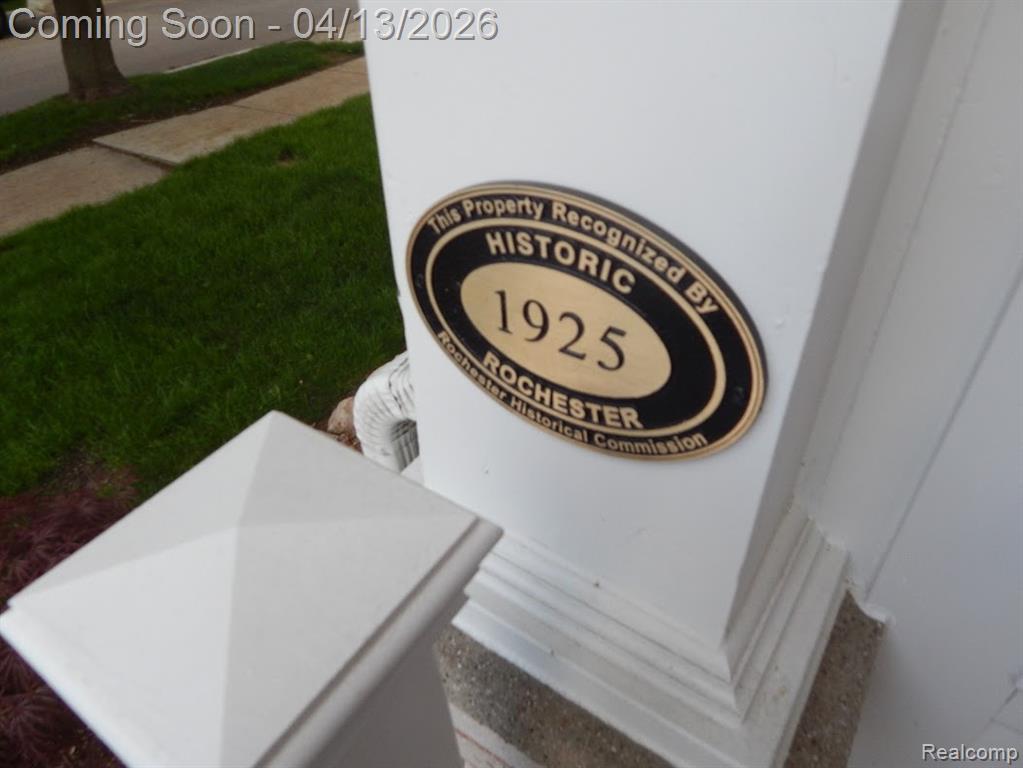 427 Wesley Avenue, Rochester, MI 48307 — Photo 2