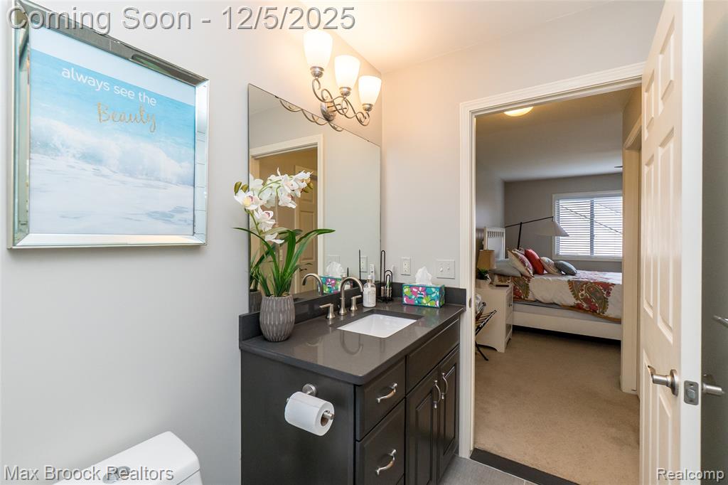 6157 Lochmore Drive, Commerce Twp, MI 48382 — Photo 44