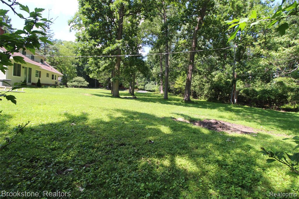 4440 Marquis Lane Lane, Bloomfield Hills, MI 48301 — Photo 9