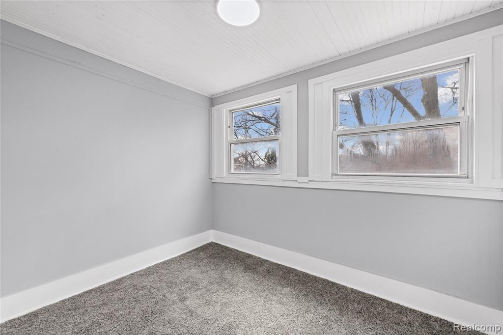 9175 Devonshire Road, Detroit, MI 48224 — Photo 21
