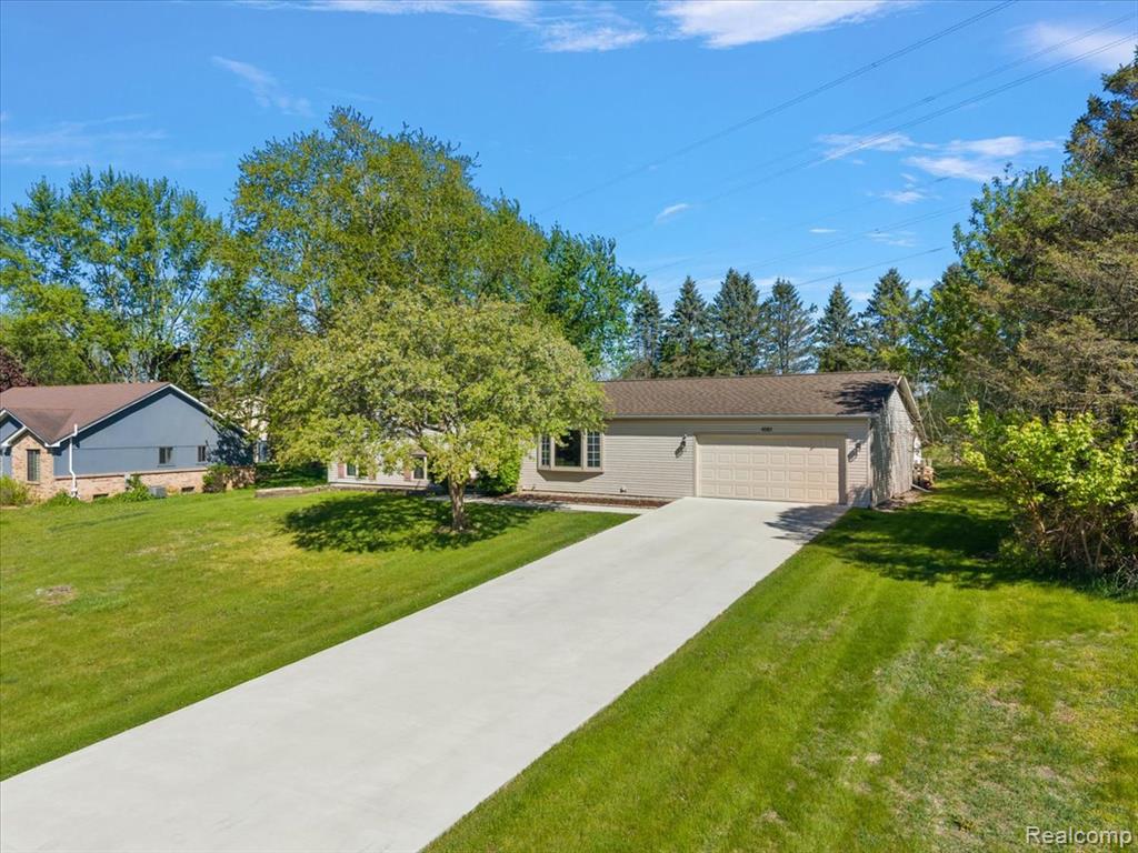 1081 Eagle Nest Drive, Rochester, MI 48306 — Photo 4