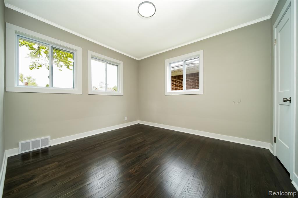 17330 Ego Avenue, Eastpointe, MI 48021 — Photo 41