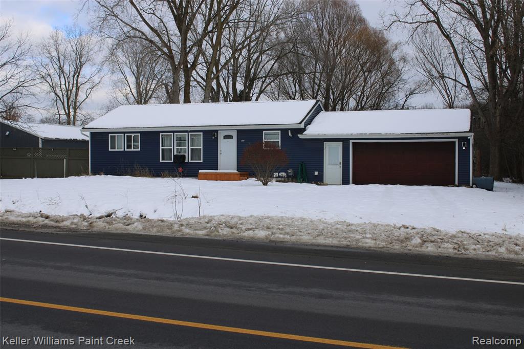 4206 N Linden Road, Flint, MI 48504