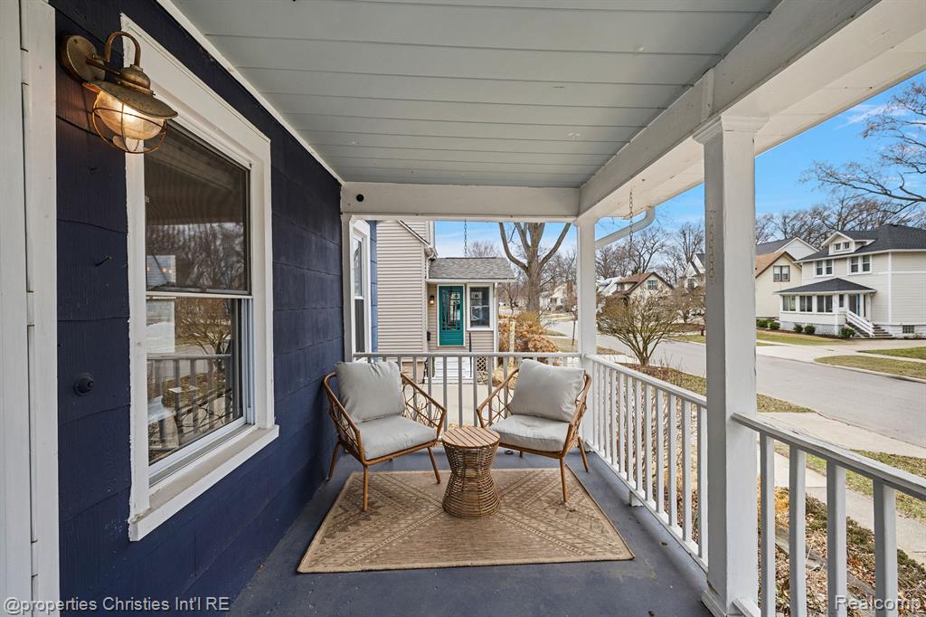 702 S Vermont Avenue, Royal Oak, MI 48067 — Photo 4