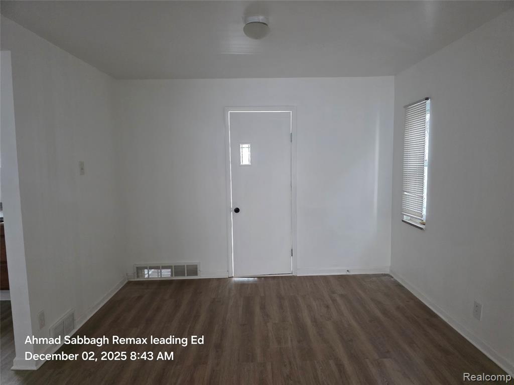 8029 Hartwell Street, Detroit, MI 48228 — Photo 4