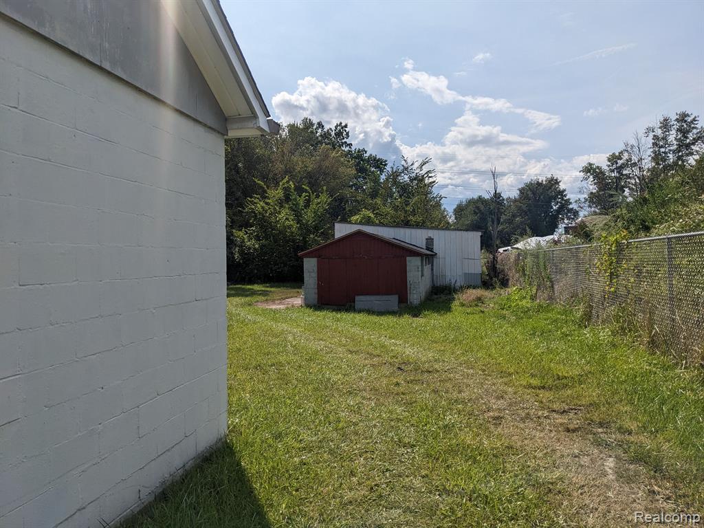 23344 TELEGRAPH Road, Flat Rock, MI 48134 — Photo 3