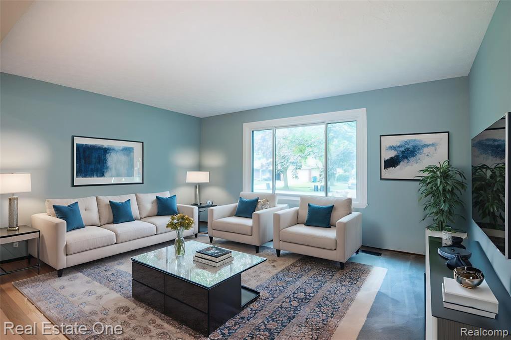 635 RANDALL, Troy, MI 48085 — Photo 5