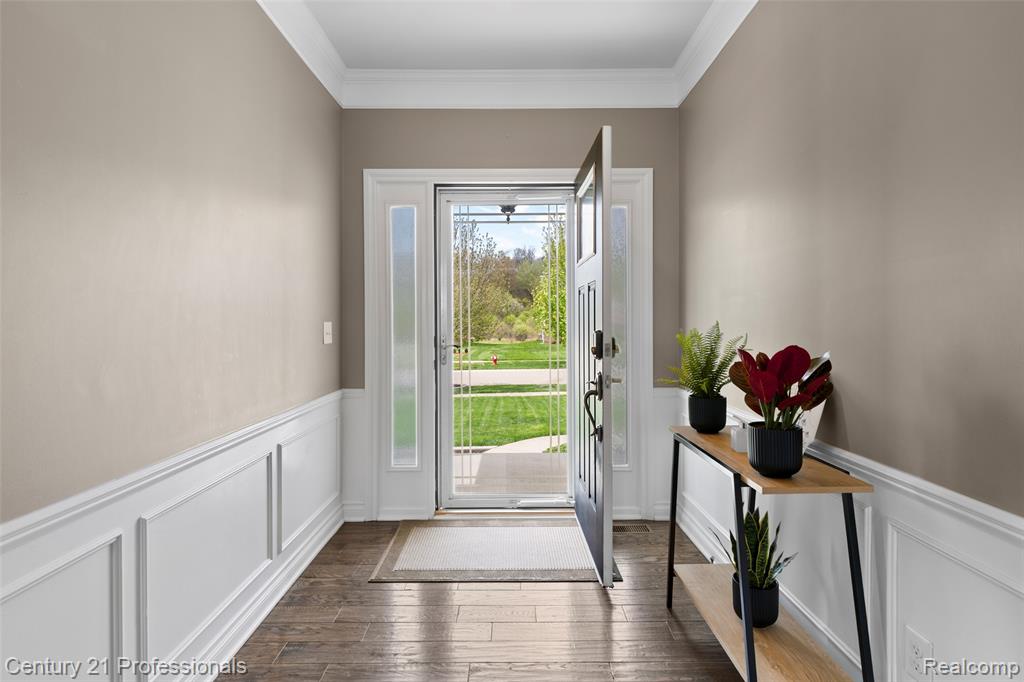 2083 Findley Circle, Lake Orion, MI — Photo 7