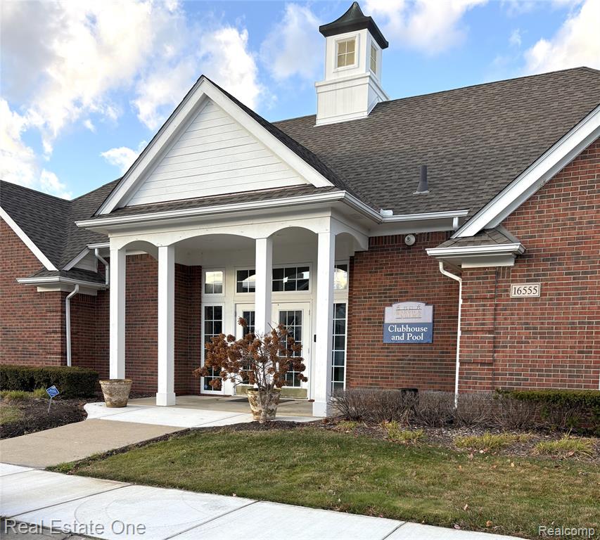 45679 Heather Ridge Drive, Macomb, MI 48044 — Photo 32