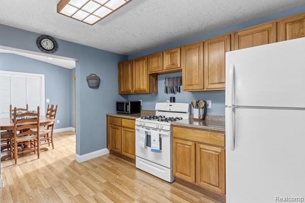 5135 Youngstown Place, Saginaw, MI 48601 — Photo 22