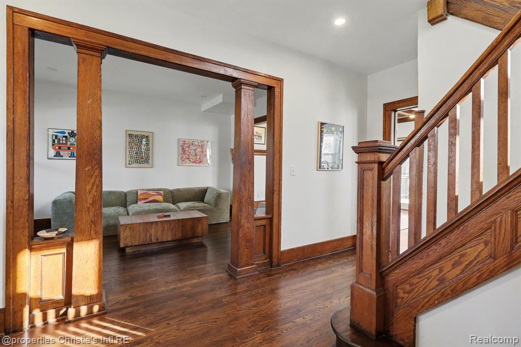 3466 FISCHER Street, Detroit, MI 48214 — Photo 5