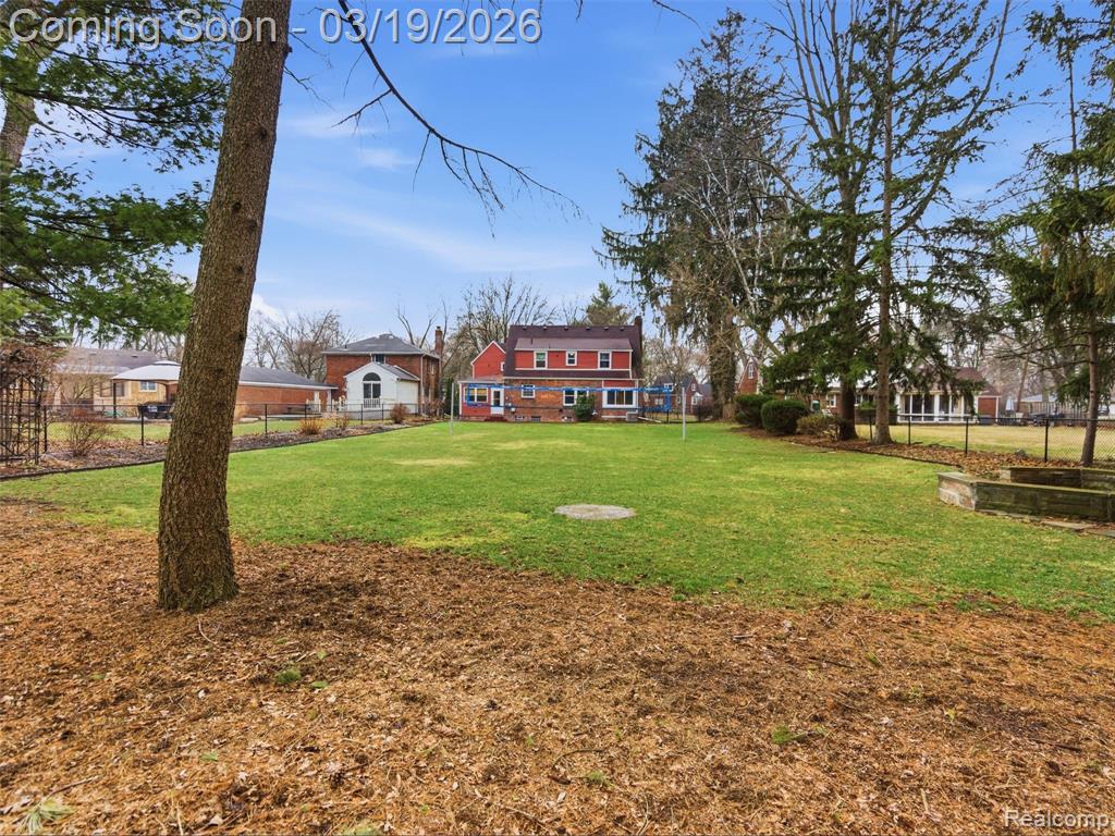 27320 Sunset Boulevard E, Lathrup Village, MI 48076 — Photo 55